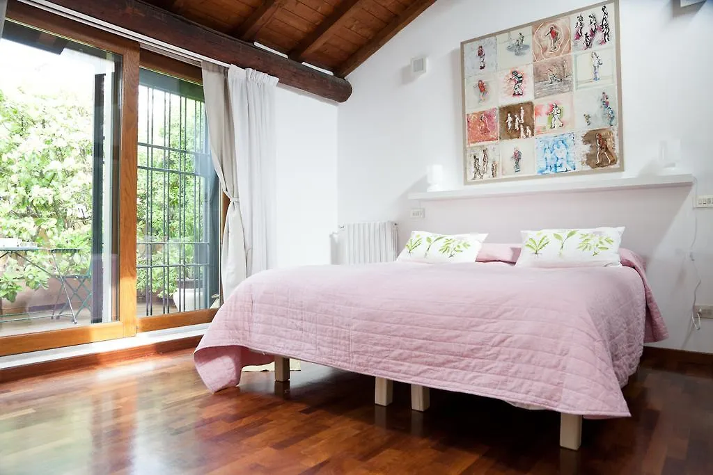 Apartment Appartamento San Michele Milan Italy