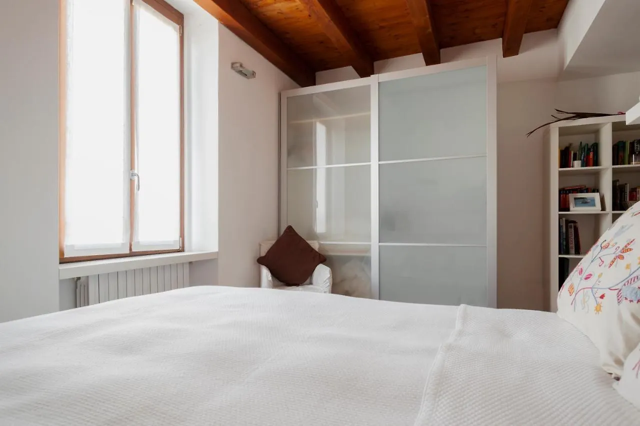 Apartment Appartamento San Michele Milan
